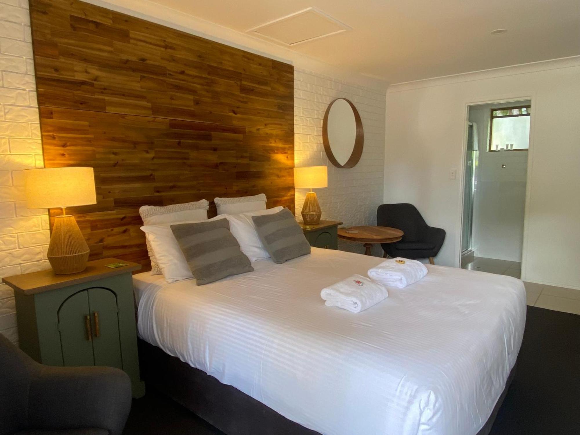 Beachmere Palms Motel ภายนอก รูปภาพ